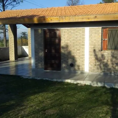 Casas Hg - Casas Sencillas Y Comodas En Las Sierras Incluyen Pileta Climatizada En Predio Parquizado A 2 Kilometros Huerta Grande Room photo