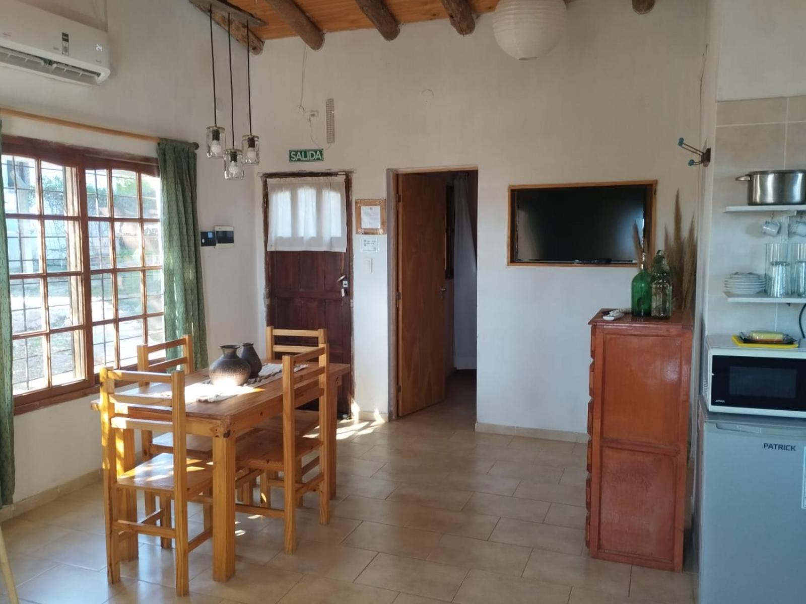 Casas Hg - Casas Sencillas Y Comodas En Sierras Incluyen Pileta Climatizada En Predio Parquizado A 2 Kilometros Chalet Huerta Grande